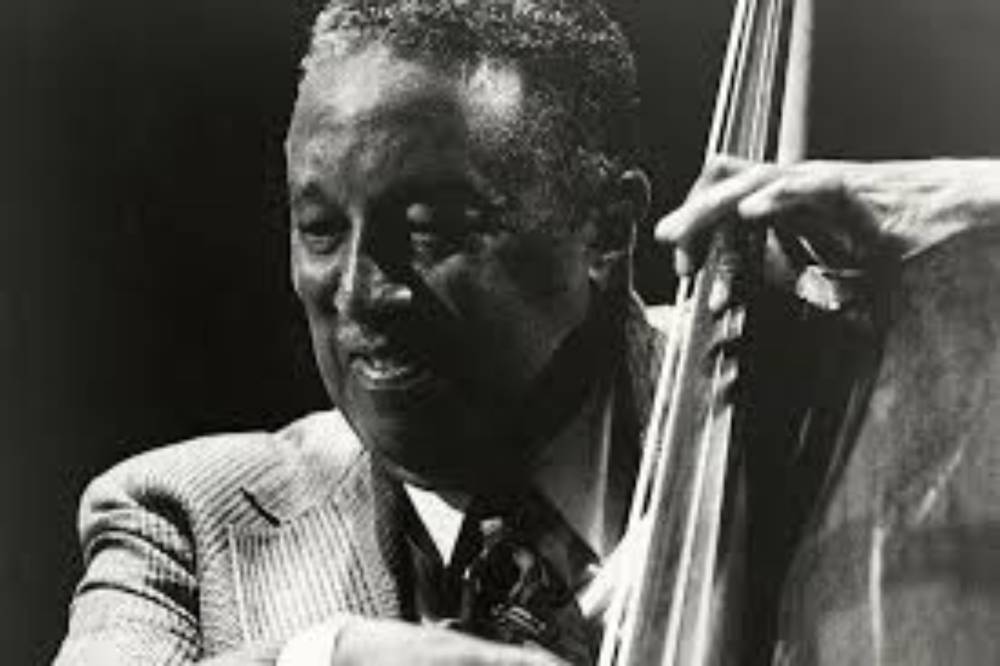 Ray Brown: Bassist of first choice for all legendary band leaders: Gillespie, Peterson and Sinatra